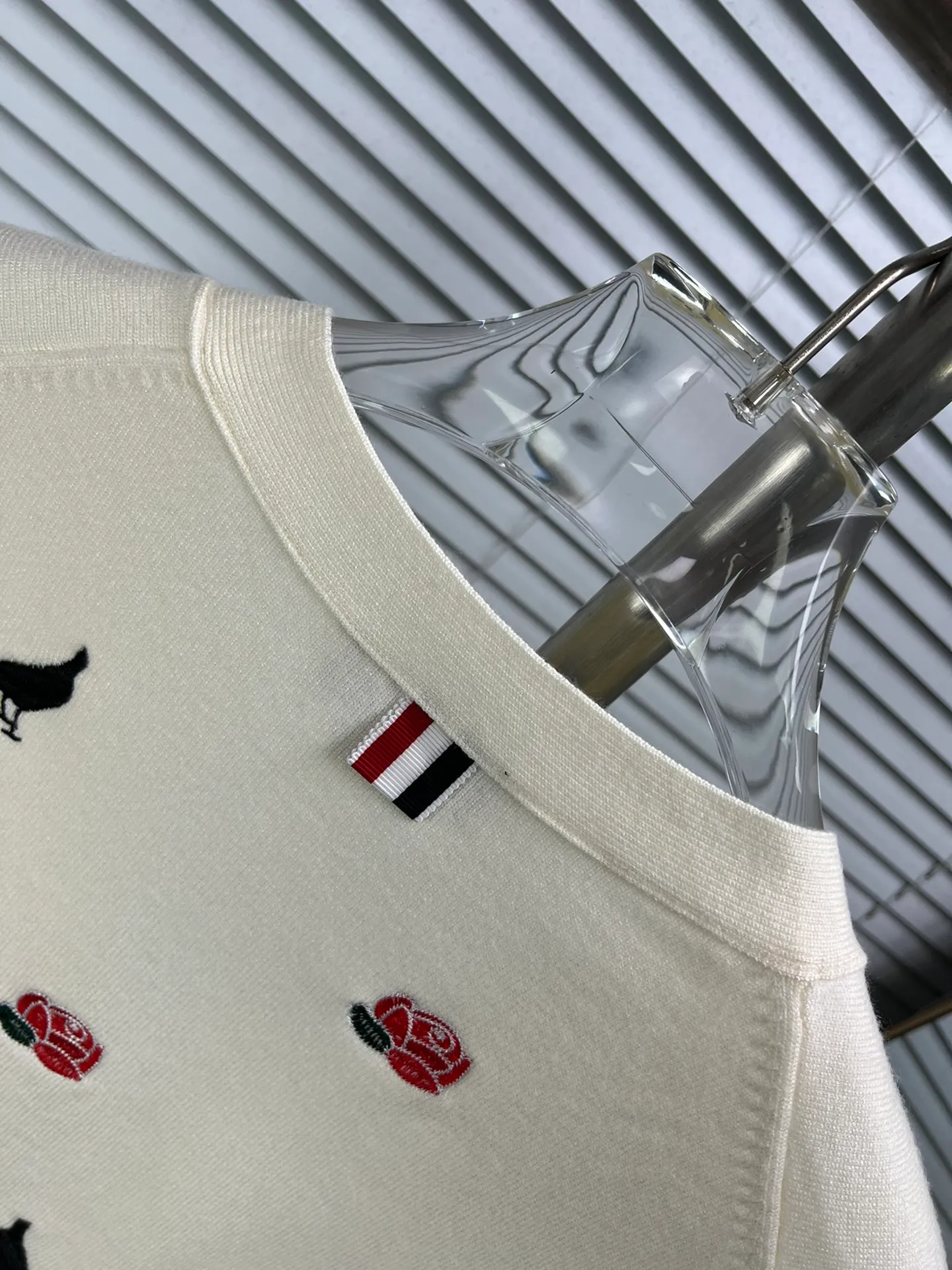 THOM BROWNE🇳🇱 V ： ：Cream White Gray Blue Sizes：0.1.2（S.M.L）